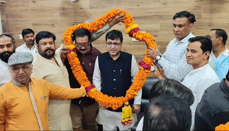 Ayodhya: अयोध्या दौरे पर नितिन अग्रवाल: आस्था के साथ प्रशासनिक सख्ती के संकेत।