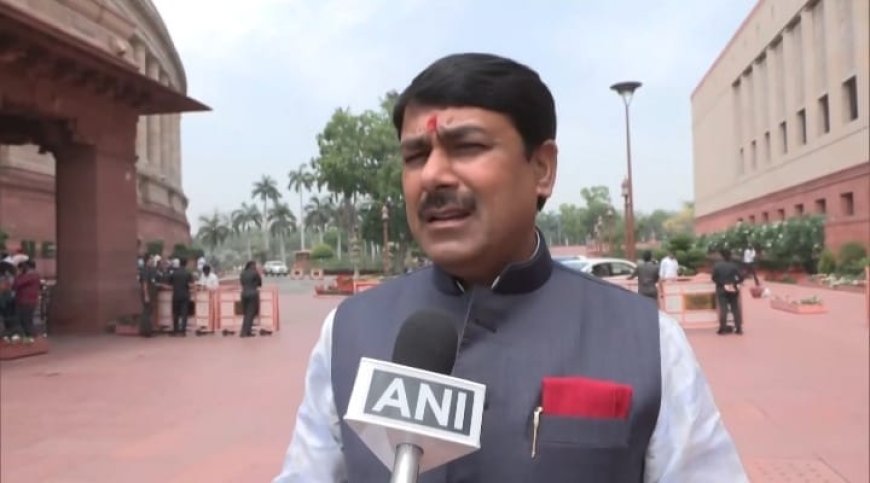 Sitapur : भगवान राम पर विवादित बयान से समाजवादी पार्टी ने झाड़ा पल्ला, सांसद बोले, पार्टी का कोई संबंध नहीं