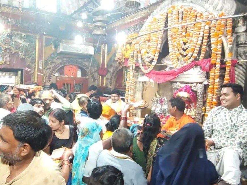 Sitapur : नैमिषारण्य में उमड़ा आस्था का सैलाब, मां ललिता देवी के जयकारों से गूंजी तीर्थ नगरी