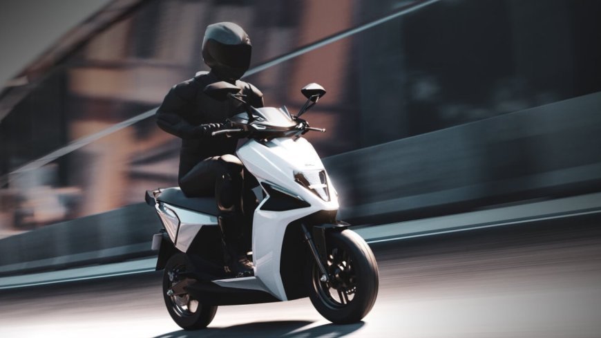 इलेक्ट्रिक टू-वीलर खरीदने वालों के लिए बड़ी राहत: 31 मार्च के बाद भी जारी रह सकती है सरकारी सब्सिडी।