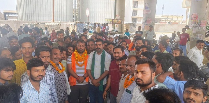 Hardoi: जिला उपाध्यक्ष बनने पर प्रथम आगमन, व्यापार मंडल ने किया भव्य स्वागत। 