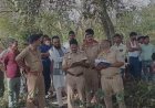 Sitapur: पेड़ से लटका मिला युवक का शव, क्षेत्र में हड़कंप।