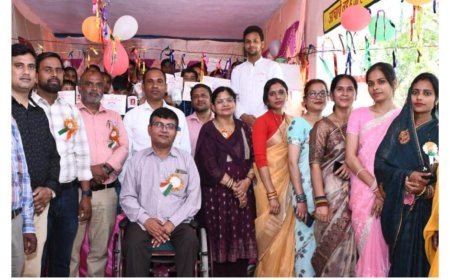 Sitapur : बंजरिया के कंपोजिट विद्यालय में वार्षिक उत्सव और पुरस्कार वितरण समारोह का आयोजन