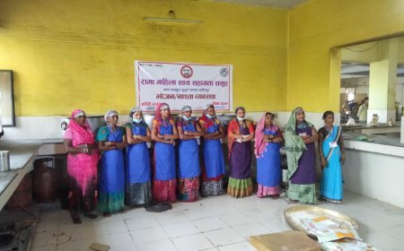 Lucknow : योगी सरकार की पहल से बदली हमीरपुर की कीर्ति की जिंदगी, प्रेरणा कैंटीन से कीर्ति ने खड़ा किया खुद का व्यवसाय