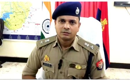 Hardoi : रिश्वत के आरोप में घिरे हरदोई के दारोगा और सिपाही निलंबित