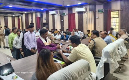 Sitapur: सातों तहसीलों में आयोजित हुआ सम्पूर्ण समाधान दिवस, 83 में से 11 शिकायतों का मौके पर निस्तारण।