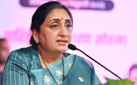 बारामती उपचुनाव में कांग्रेस ने खेला दांव, सुनेत्रा पवार के खिलाफ आकाश मोरे चुनौती देने को तैयार।