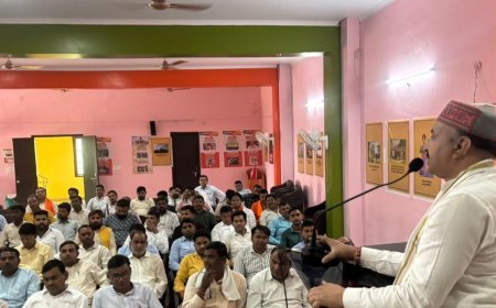 Sambhal : स्थापना दिवस पर BJP का संकल्प: 'राष्ट्र प्रथम' के साथ सेवा और संगठन को मिली नई धार