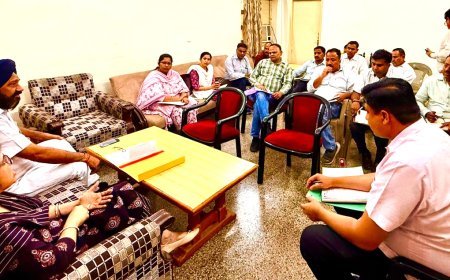 Bajpur : गन्ना विकास और चीनी मिल की तैयारियों को लेकर मंत्री ने दिए निर्देश