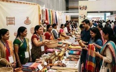 Lucknow : स्वंय सहायता समूहों की दीदियां बना रही हैं  सिटीजन इनफार्मेशन बोर्ड 