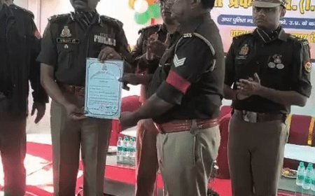 Sitapur : जीआरपी के लिए आधुनिक बैरक तैयार, डीजी रेलवे ने किया उद्घाटन और सुरक्षा व्यवस्था को परखा