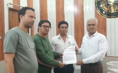 Sambhal : पूर्व IPS अमिताभ ठाकुर के समर्थन में गरजी आज़ाद अधिकार सेना, फर्जी मुकदमों और धमकियों पर उठी जांच की मांग