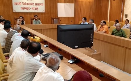 Hardoi: भूतपूर्व सैनिकों की सभी समस्याओं का निस्तारण प्राथमिकता पर कराया जायेगा- जिलाधिकारी