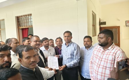 Sitapur: मिश्रिख लॉयर्स एसोसिएशन ने सीएम को भेजा मांगपत्र, अधिवक्ता हत्या पर जताया रोष। 