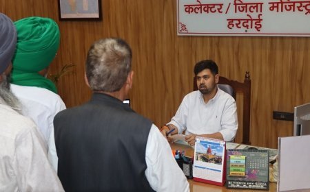 Hardoi: जनसुनवाई में जिलाधिकारी ने सुनीं 107 शिकायतें, त्वरित निस्तारण के दिए निर्देश। 