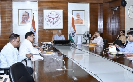 Lucknow : सहायक आचार्य व होमगार्ड भर्ती परीक्षा की तैयारियों की व्यापक समीक्षा करते हुए अधिकारियों को दिए सख्त निर्देश