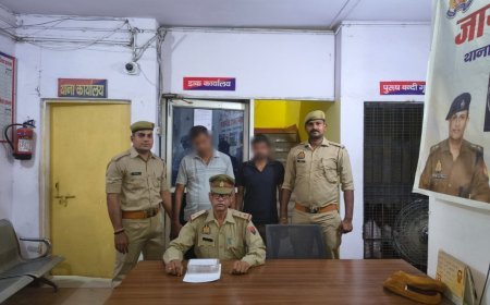 Hathras : हाथरस में जुआ खेलते दो लोग गिरफ्तार, नकदी और ताश की गड्डी बरामद