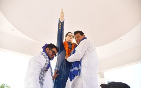 Lucknow : बाबा साहब को कृतज्ञ राष्ट्र का नमन: मंत्री ए.के. शर्मा ने जयंती पर दी भावभीनी श्रद्धांजलि