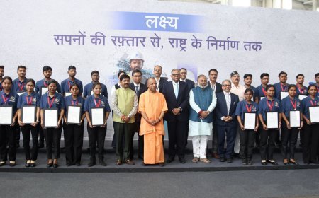 Lucknow: टाटा संस के चेयरमैन बोले- यूपी में अपार संभावनाएं, अगले पांच वर्षों में तेजी से बढ़ेगा निवेश और रोजगार। 