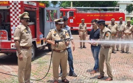 Lucknow : उत्तर प्रदेश अग्निशमन तथा आपात सेवा के संयुक्त तत्वाधान में अग्नि सुरक्षा सप्ताह का आयोजन