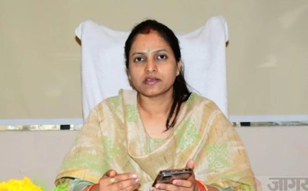 अमरोहा में अमिट छाप छोड़ने के बाद अब फतेहपुर की कमान: उत्तर प्रदेश की तेजतर्रार IAS निधि गुप्ता वत्स को मिला नया प्रशासनिक पड़ाव।