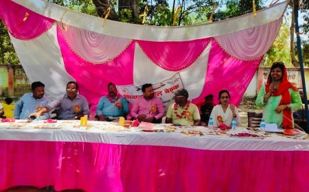 Sitapur : सरैया चौकी स्कूल में बच्चों ने सांस्कृतिक प्रस्तुतियों से मोहा मन, अभिभावकों को शिक्षा के प्रति किया जागरूक