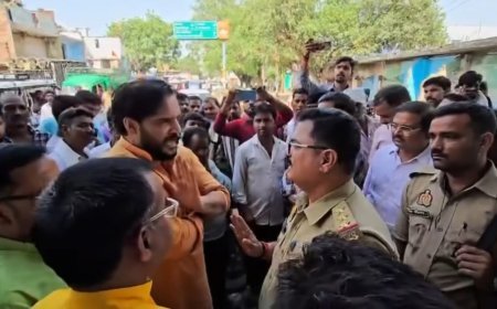 Sitapur : अतिक्रमण हटवाने पर प्रशासन को चुनौती देना पड़ा भारी, हिंदू शेर सेना के अध्यक्ष विकास पर मुकदमा दर्ज