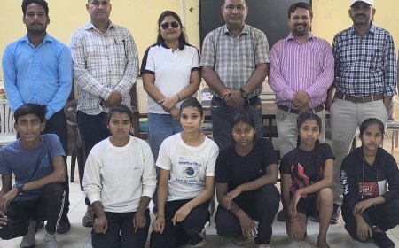 Sitapur : राजकीय इण्टर कॉलेज में जिला स्तरीय योग ओलिंपियाड आयोजित, विजेता खिलाड़ी अब लखनऊ में दिखाएंगे दम