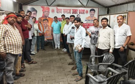 Hardoi : औद्योगिक विकास मंत्री नंद गोपाल गुप्ता नंदी का जन्मदिन उत्साह के साथ मनाया गया