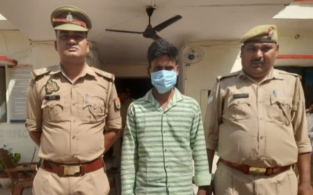 Hardoi : संडीला पुलिस ने हत्या के मुख्य आरोपी को डंडे के साथ पकड़ा