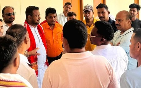 Bajpur: भाजपा नेता राजेश कुमार ने_किया एकलव्य विद्यालय का निरीक्षण। 