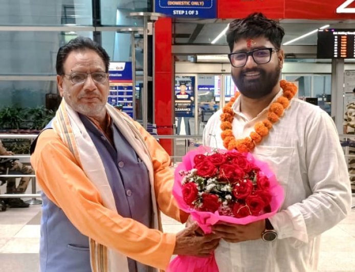 Lakhimpur- Kheri : धौरहरा के लाल का कमाल: शोध कार्य के लिए यूरोपीय देशों की यात्रा पर जाएंगे डॉ. आशुतोष अवस्थी