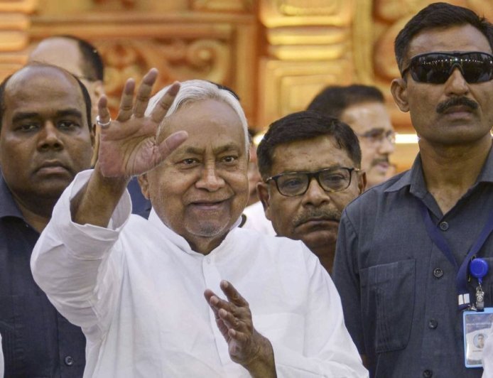 राज्यसभा के सफर में भी अभेद्य रहेगा सुरक्षा घेरा: नीतीश कुमार को मिलती रहेगी 'जेड प्लस' श्रेणी की सुरक्षा।