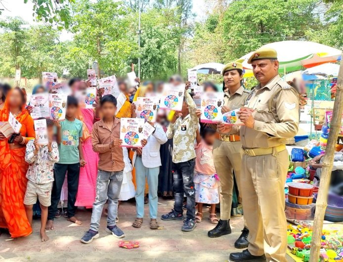 Sitapur : परसेहरा प्राथमिक विद्यालय में शिक्षा चौपाल और वार्षिक उत्सव का आयोजन, बच्चों के नामांकन पर दिया गया जोर