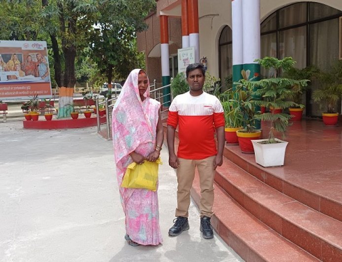 योगी सरकार की त्वरित कार्रवाई: सकुशल लौटा अखिलेश, अम्बेडकर नगर के युवक को जॉर्डन के रास्ते युद्धग्रस्त इज़राइल से सकुशल घर वापस लाया गया। 