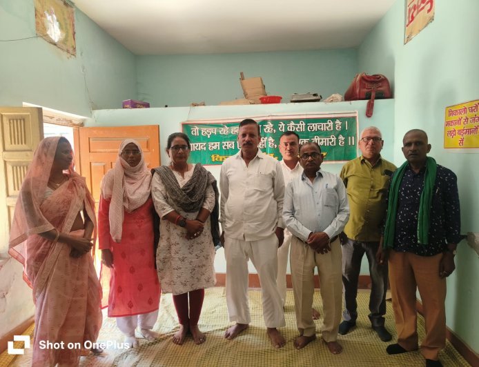 Sitapur : किसान मंच की चेतावनी: फसल नुकसान के सर्वे और गेहूं खरीद शुरू करने की जोरदार मांग