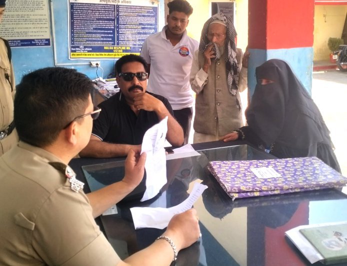 Bajpur : किशोरी को बहला-फुसलाकर ले जाने वाले आरोपी की गिरफ्तारी और बरामदगी की मांग