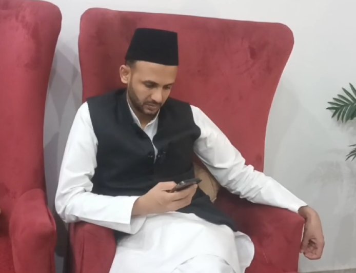 Sambhal : पाकिस्तान की धमकी बेअसर, भारत मजबूत - जियाउर्रहमान बर्क ने कहा: युद्ध नहीं, कूटनीति ही समाधान