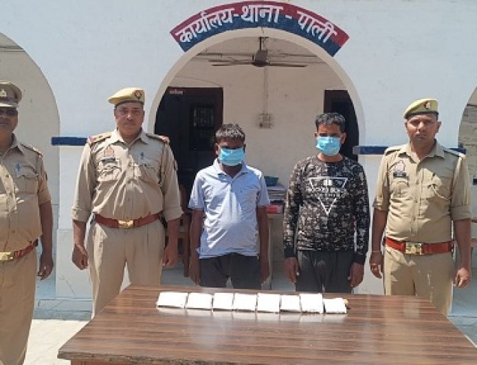 Hardoi: पाली पुलिस ने दो शातिर चोरों को किया गिरफ्तार, नगदी व एटीएम कार्ड बरामद।