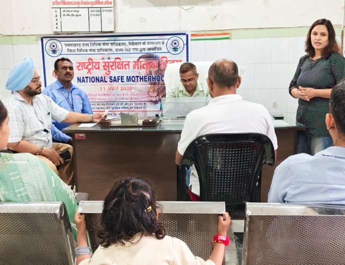 Bajpur : राष्ट्रीय सुरक्षित मातृत्व दिवस पर विधिक जागरूकता शिविर का आयोजन, महिलाओं को दी गई स्वास्थ्य और कानूनी अधिकारों की जानकारी