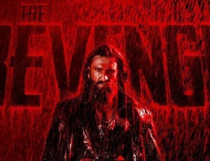 रणवीर सिंह ने रचा नया इतिहास: 'धुरंधर' बनी 3000 करोड़ कमाने वाली पहली भारतीय फ्रेंचाइजी, बाहुबली और केजीएफ के रिकॉर्ड्स को पीछे छोड़ा।