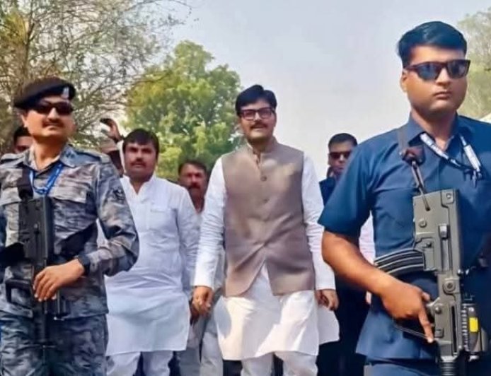 Ayodhya: 21 साल बाद बड़ा फैसला: धनंजय सिंह हमला केस में सभी आरोपी बरी। 