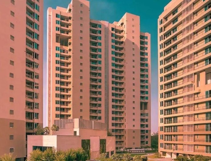 Lucknow : आठ जिलों में ₹1,300 करोड़ से अधिक लागत की 13 रियल एस्टेट परियोजनाओं को यूपी रेरा की मंजूरी