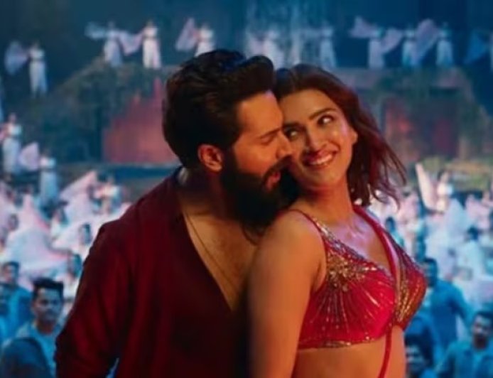 वरुण-कृति की जादुई जोड़ी की पर्दे पर वापसी: 'भेड़िया' और 'दिलवाले' के बाद फिर साथ दिखेगा पावर कपल