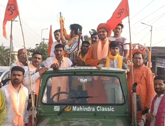 Sambhal : सम्भल में गूंजा जयकारा: परशुराम प्राकट्य उत्सव पर निकली भव्य शोभायात्रा, आस्था में डूबा शहर