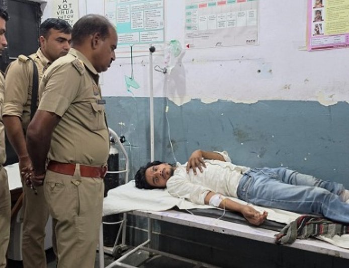 Amroha: अमरोहा में पुलिस की गौ तस्करों से हुई मुठभेड़, दो गिरफ्तार, एक को लगी गोली।