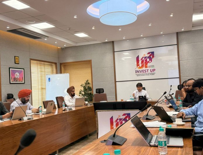 Lucknow : उत्तर प्रदेश में विश्वस्तरीय इंडस्ट्रियल पार्क हेतु निजी निवेश को आमंत्रण, यूपी में प्लग-एंड-प्ले इंडस्ट्रियल पार्क में निजी निवेशको ने दिखाई रूचि 