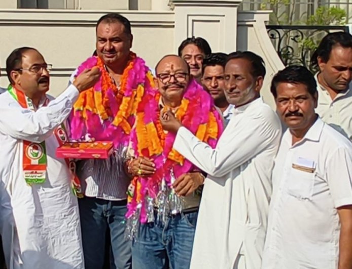 Bajpur : कांग्रेस के नए नगर और ब्लॉक अध्यक्ष का जोरदार स्वागत, संगठन को मजबूत करने का संकल्प