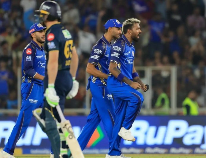 वानखेड़े में मुंबई इंडियंस की ऐतिहासिक हार, चेन्नई सुपर किंग्स ने 103 रनों के विशाल अंतर से दर्ज की अपनी सबसे बड़ी जीत।