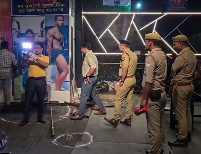 बुलंदशहर ट्रिपल मर्डर का मुख्य आरोपी जीतू सैनी एनकाउंटर में ढेर, 50 हजार का इनामी बदमाश पुलिस की गोली का बना शिकार।